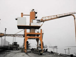 吹糧機